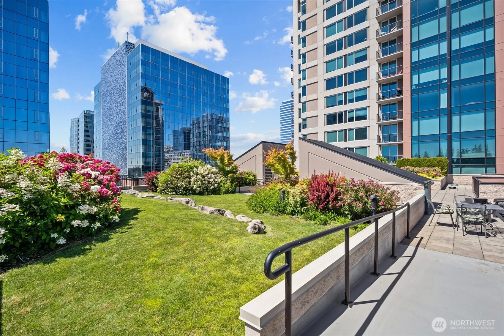 177 107th Avenue NE #720, Bellevue, WA 98004