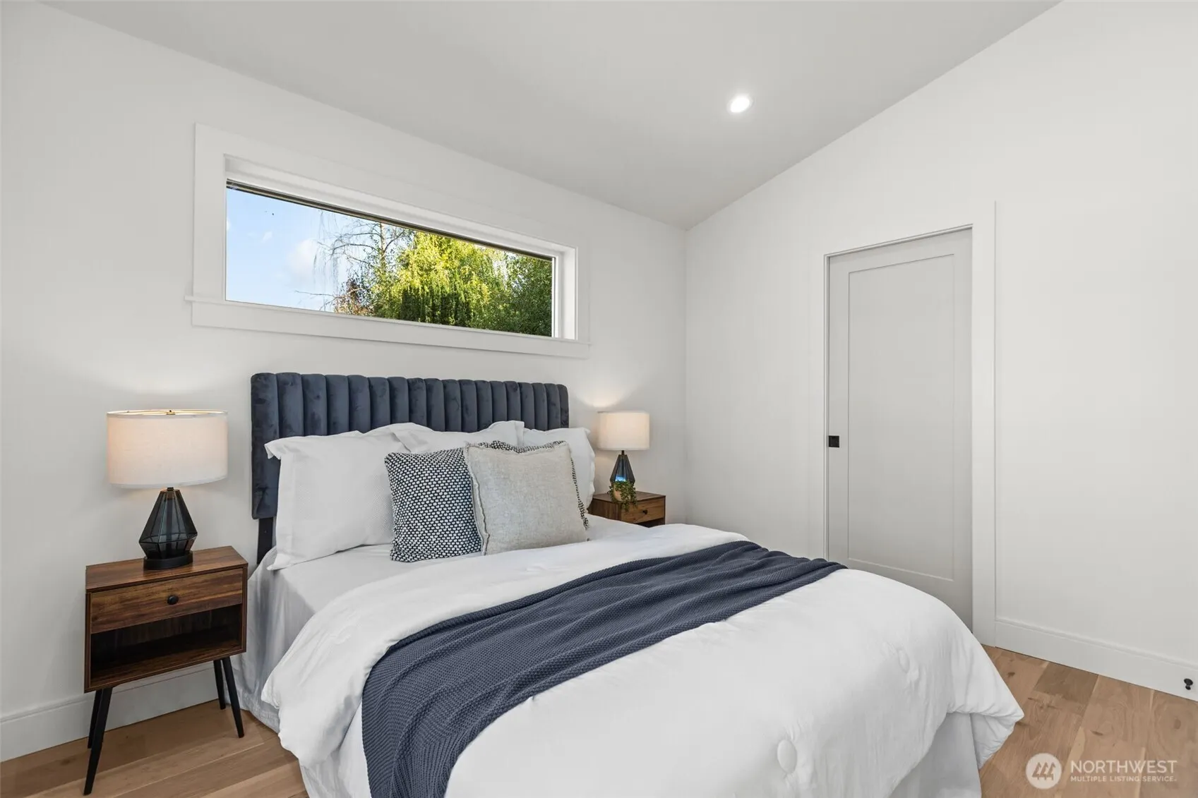 7348 22nd Avenue NW, Seattle, WA 98117