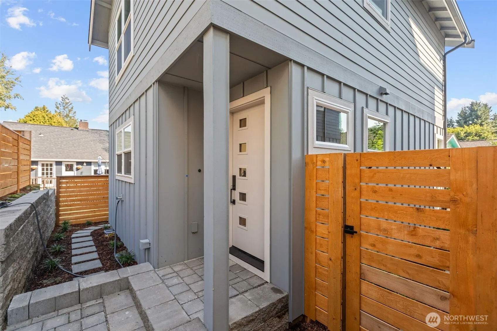 7348 22nd Avenue NW, Seattle, WA 98117