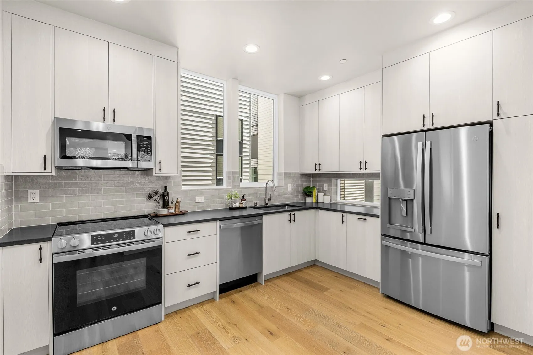 3404 E Spring Street , Seattle, WA 98122