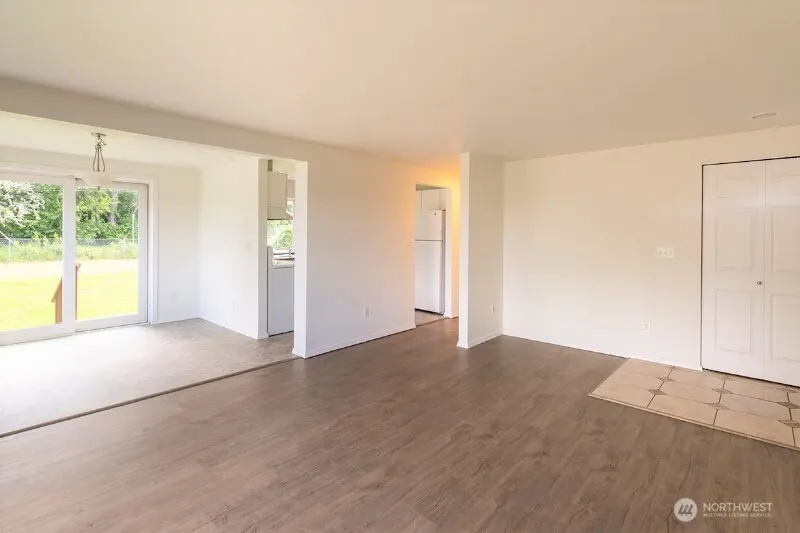551 S Sullivan Street , Seattle, WA 98108