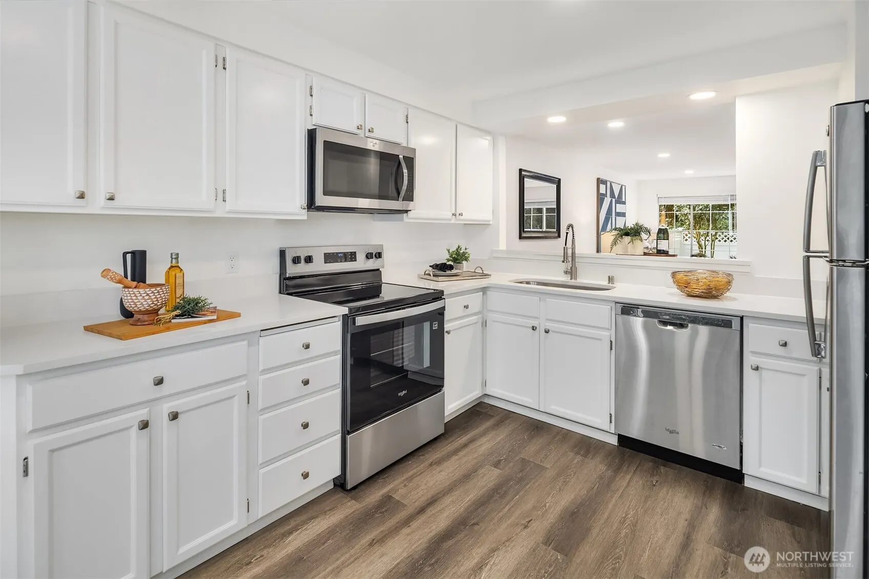 10215 NE 129th Lane , Kirkland, WA 98034