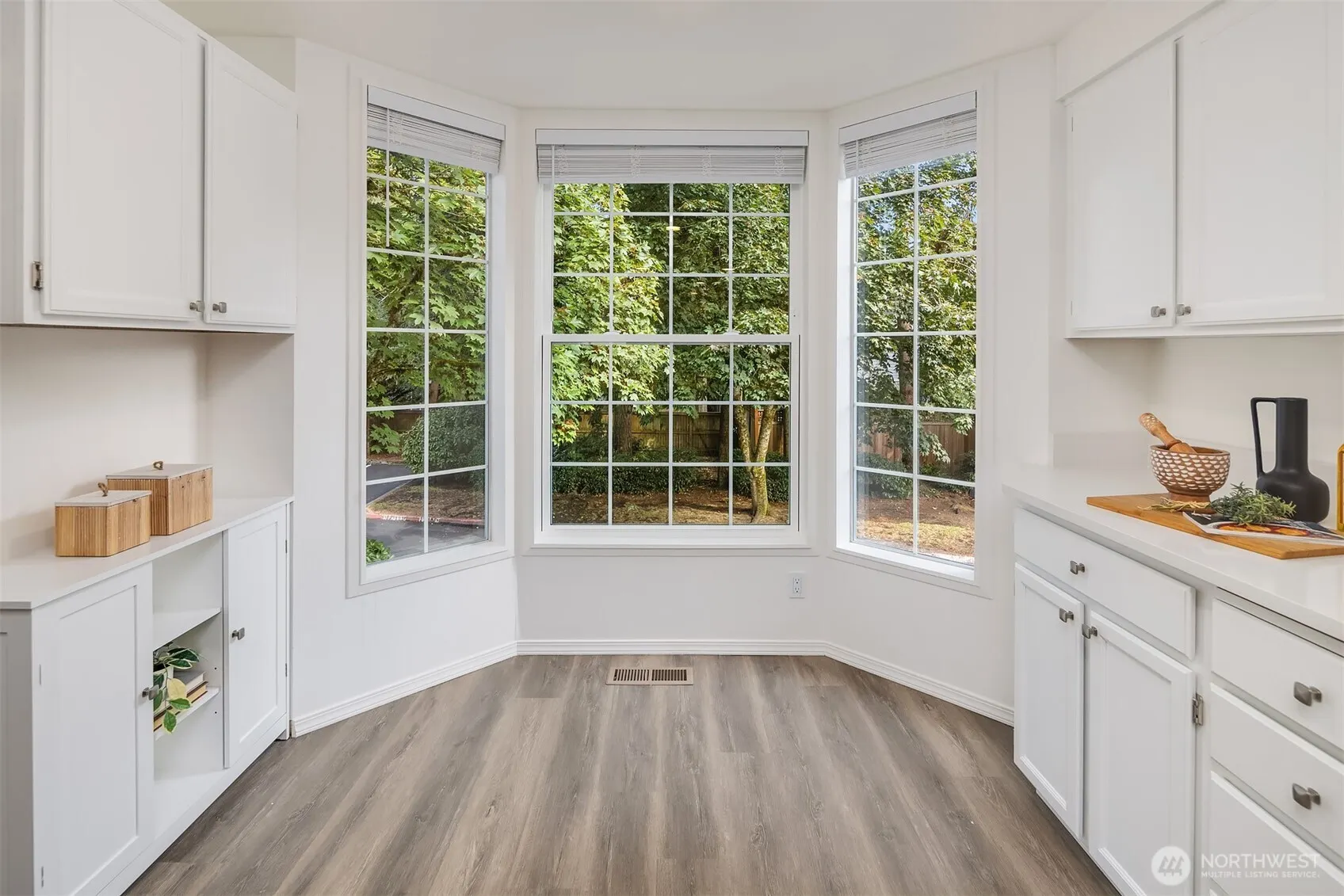 10215 NE 129th Lane , Kirkland, WA 98034