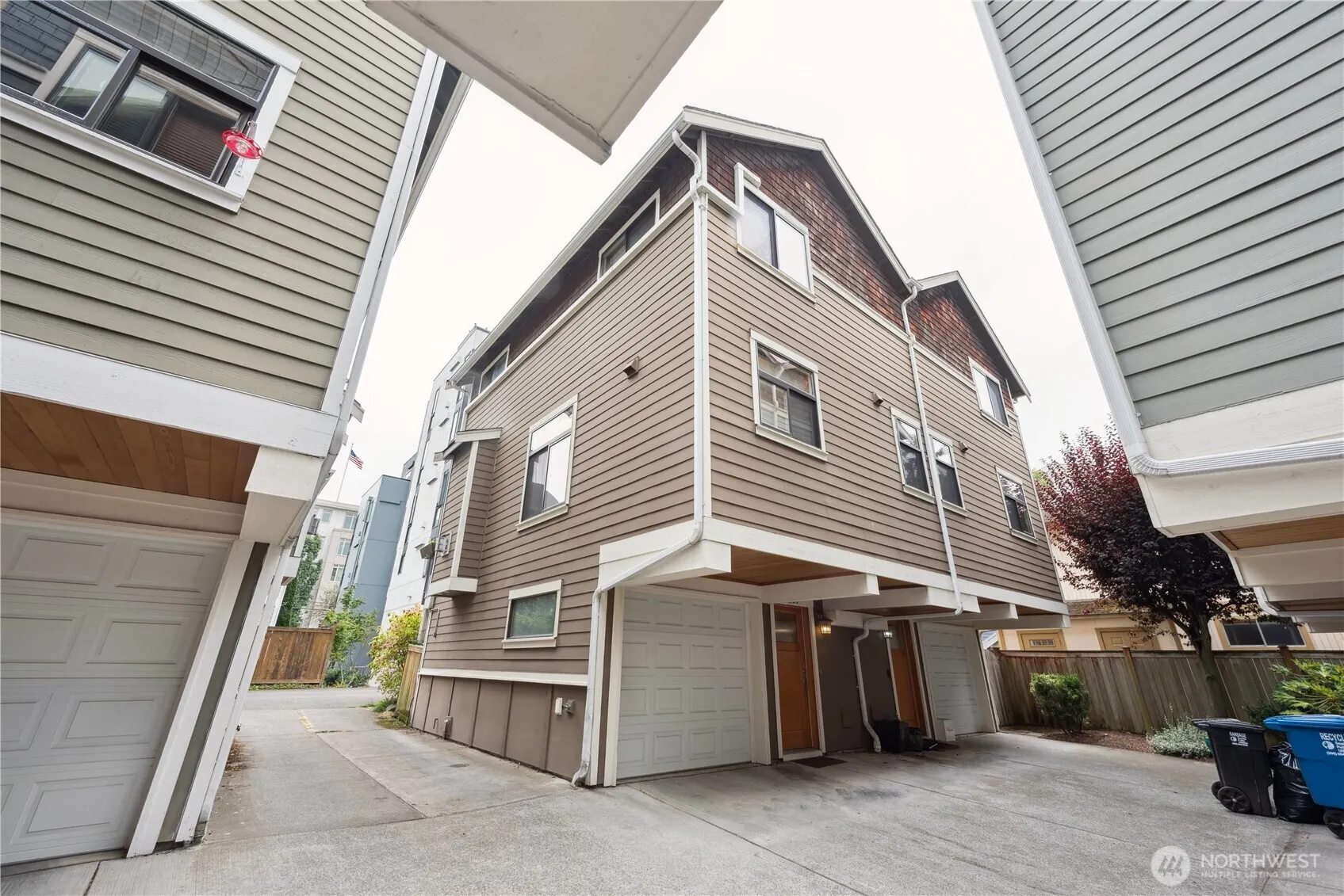 116 21st Avenue E #B, Seattle, WA 98112