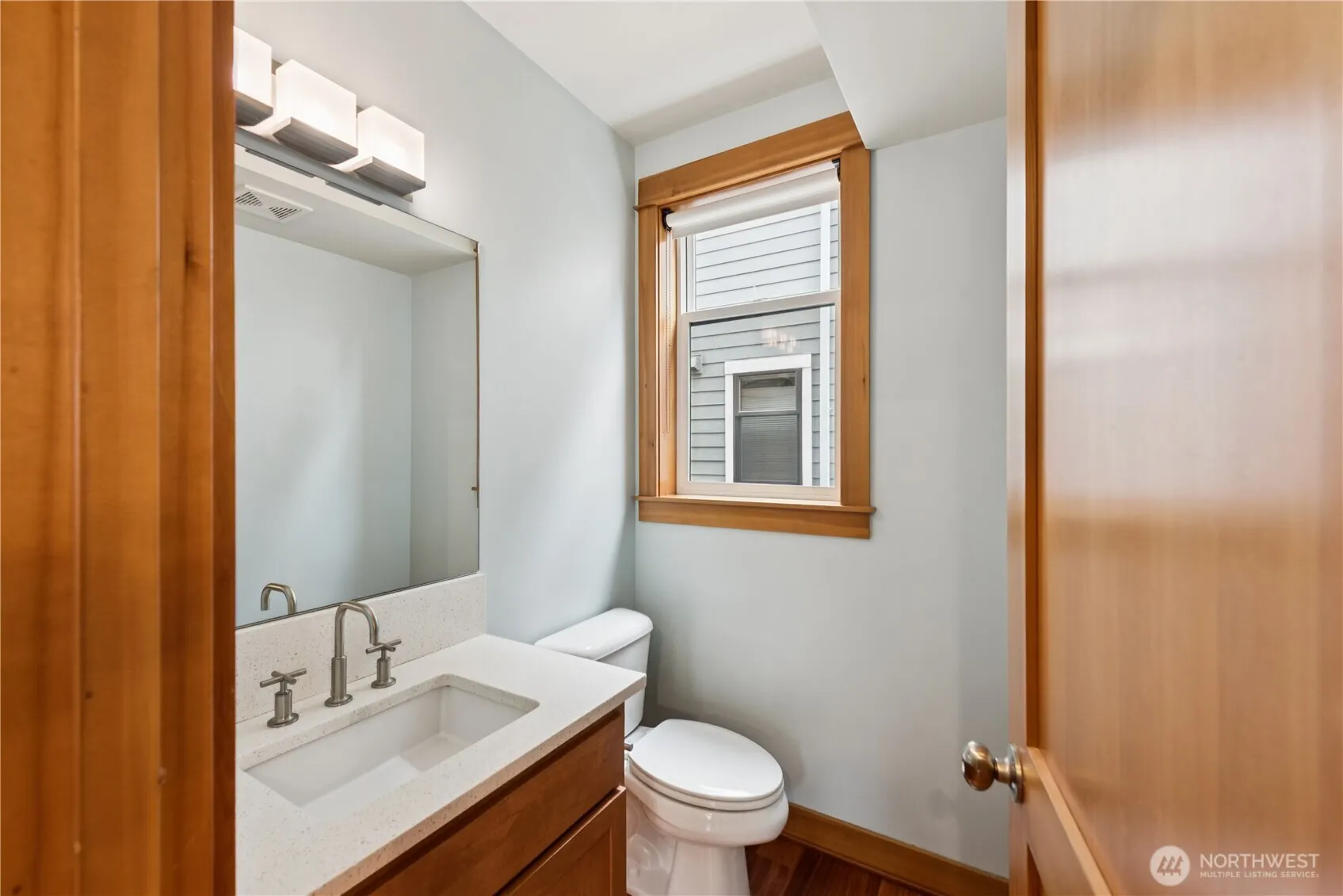 116 21st Avenue E #B, Seattle, WA 98112