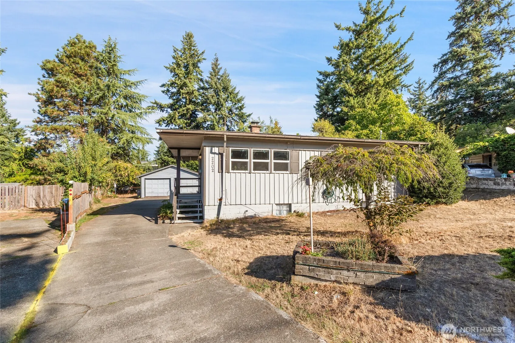 2202 NE 9th Place , Renton, WA 98056