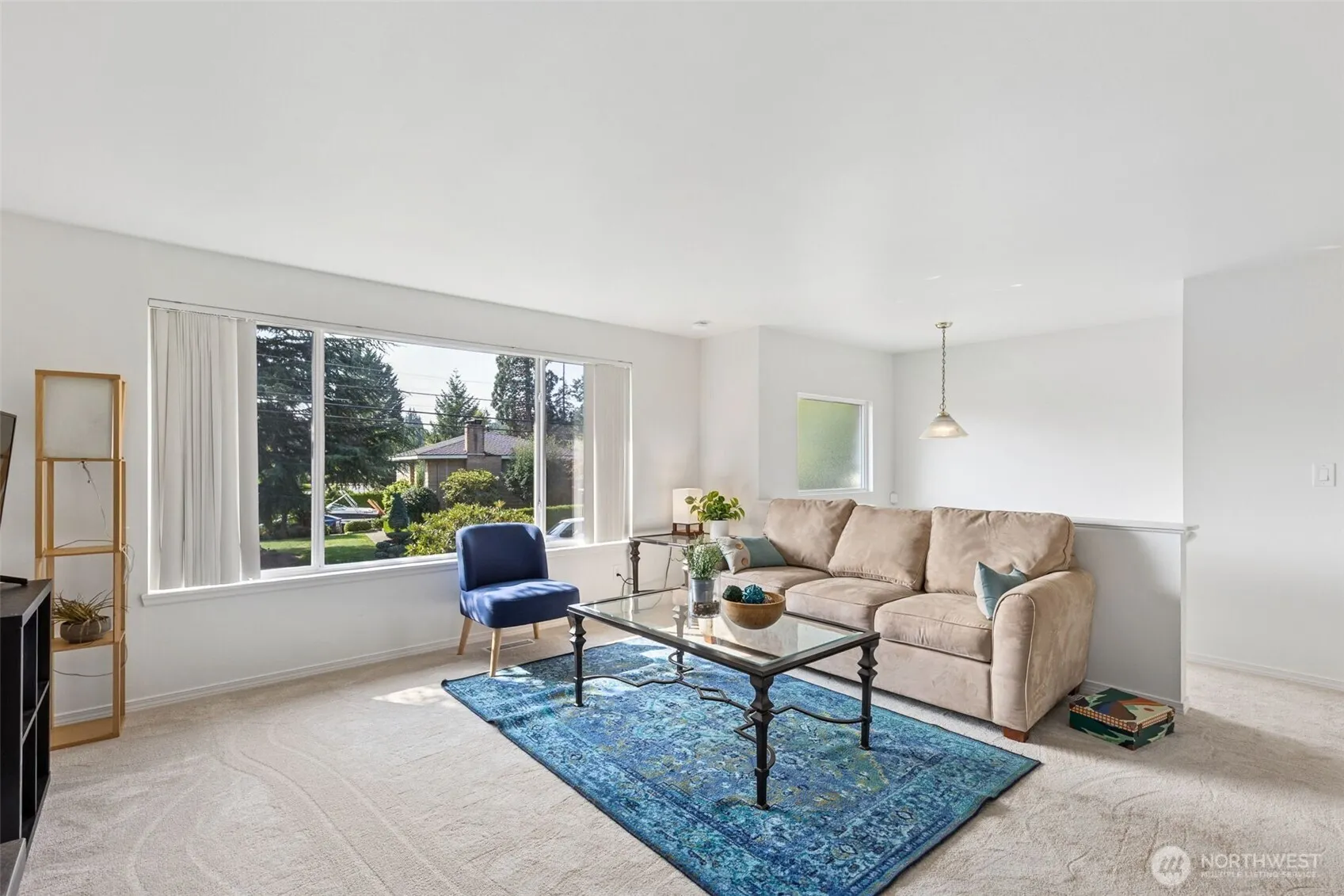 16518 NE 25th Place , Bellevue, WA 98008
