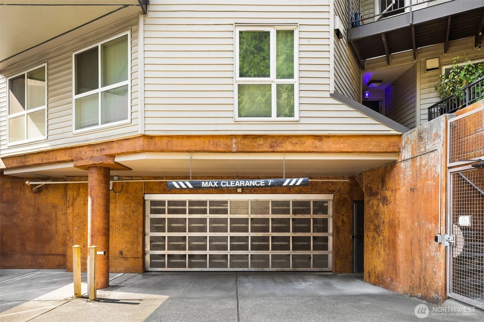4020 Aurora Avenue N #411, Seattle, WA 98103