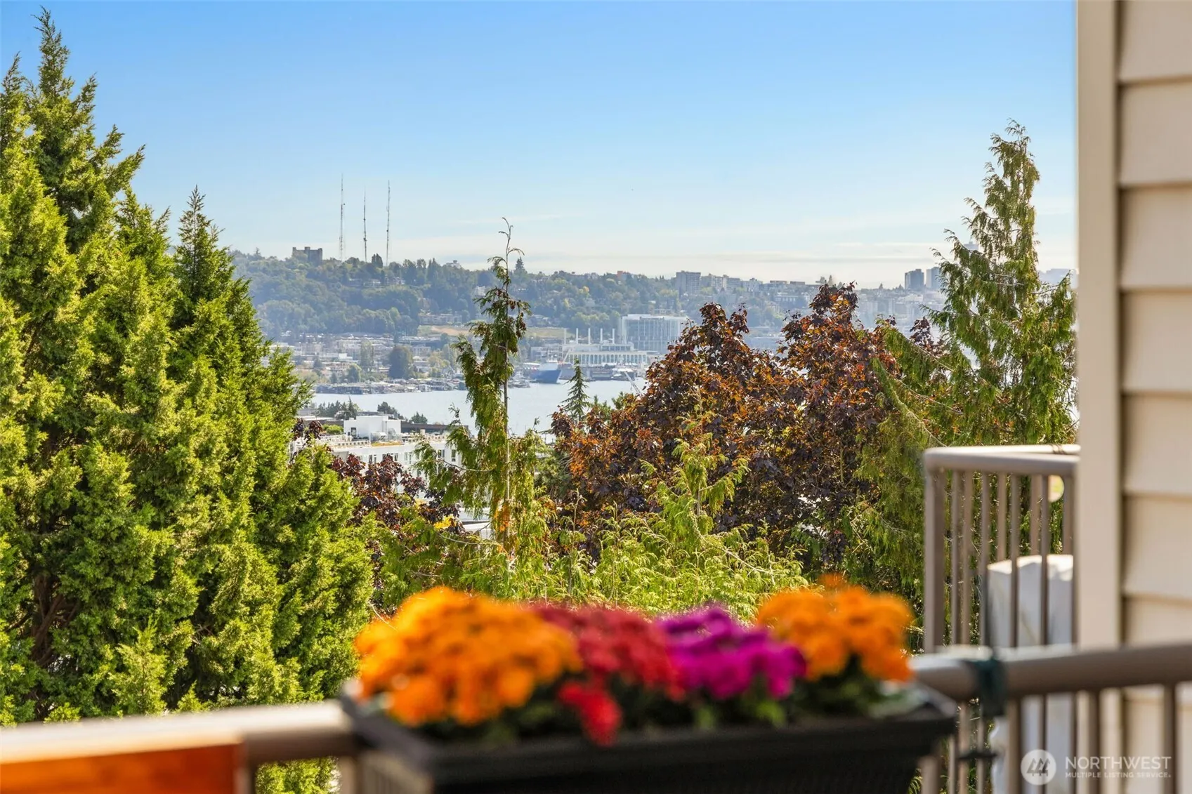 4020 Aurora Avenue N #411, Seattle, WA 98103