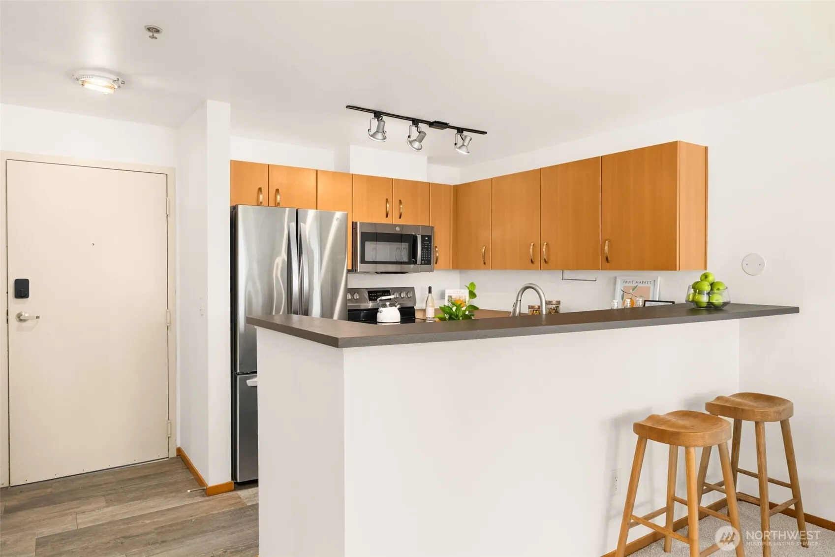 4020 Aurora Avenue N #411, Seattle, WA 98103