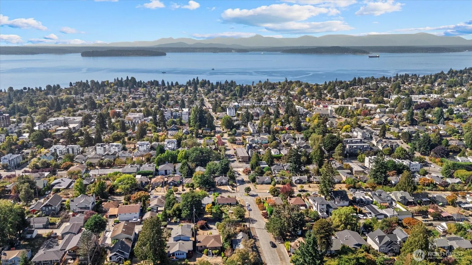 6001 38th Avenue SW, Seattle, WA 98126