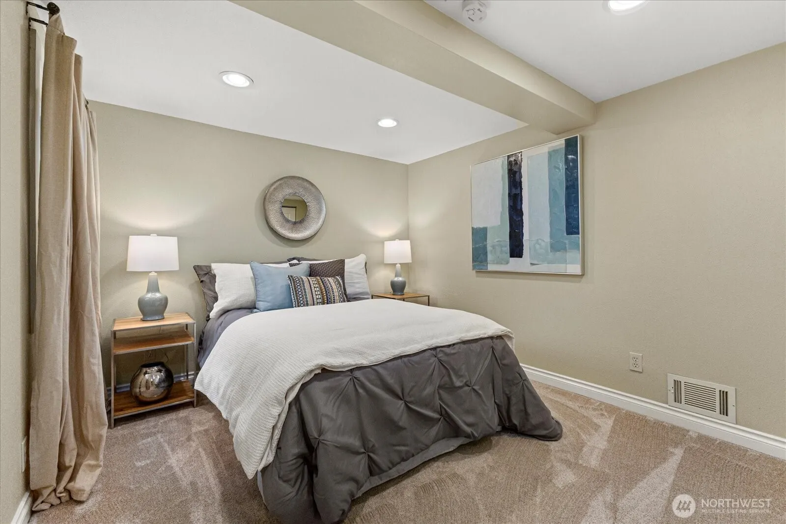 6001 38th Avenue SW, Seattle, WA 98126