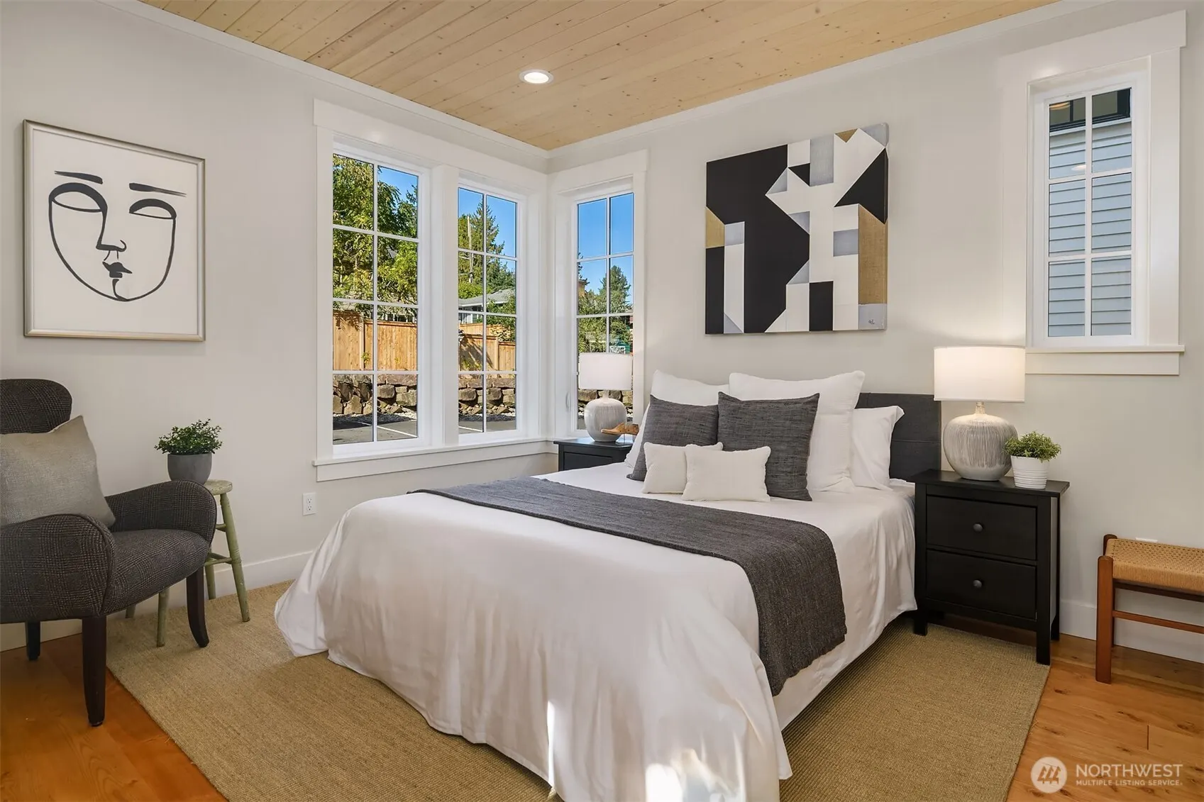 2216 NE 125th Street , Seattle, WA 98125