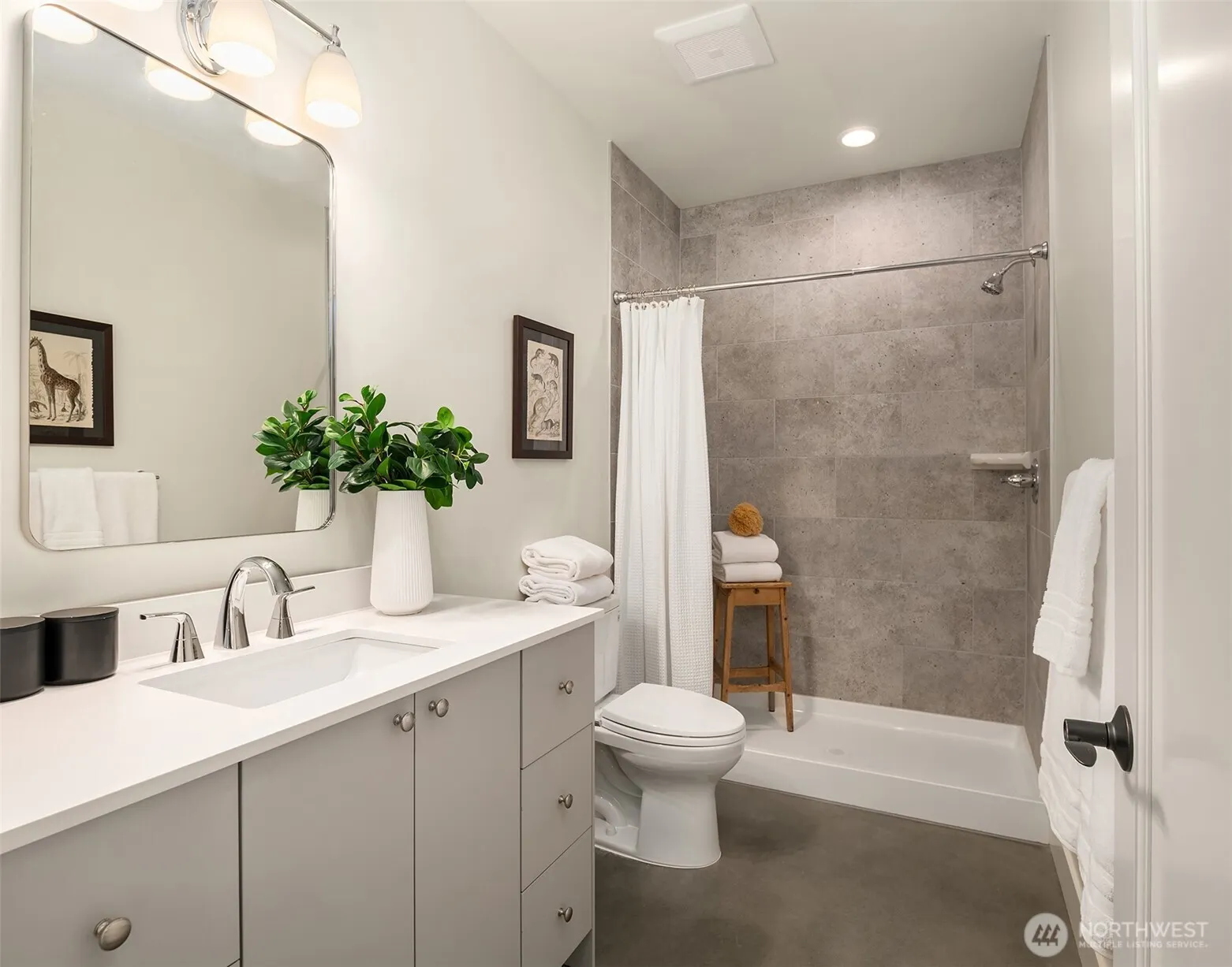 2216 NE 125th Street , Seattle, WA 98125