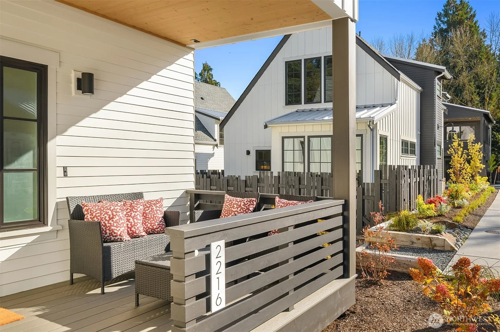 2216 NE 125th Street , Seattle, WA 98125