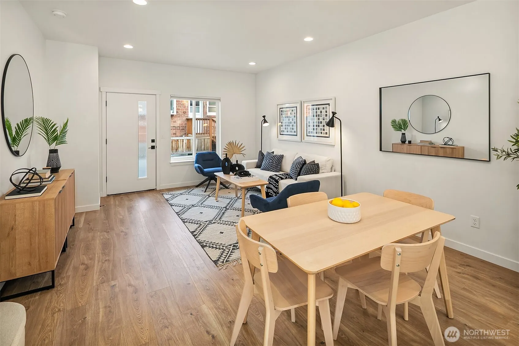 13707 B 1st Avenue NE, Seattle, WA 98125