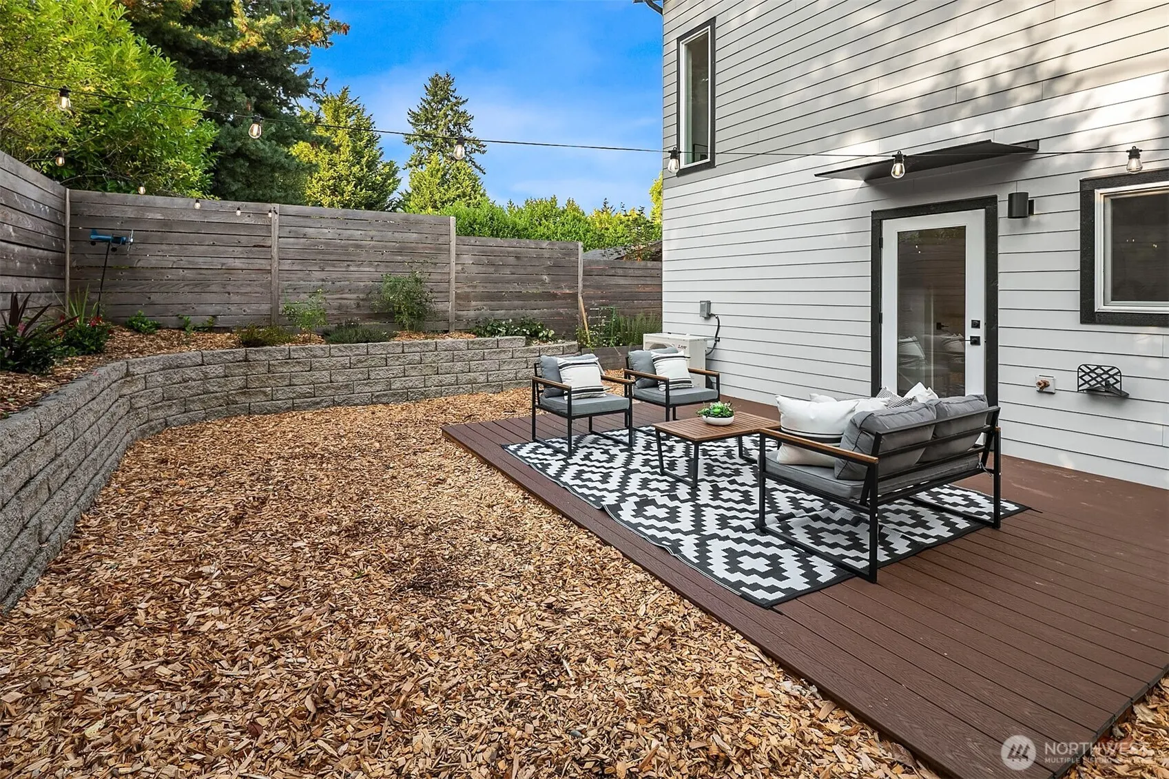 13707 B 1st Avenue NE, Seattle, WA 98125