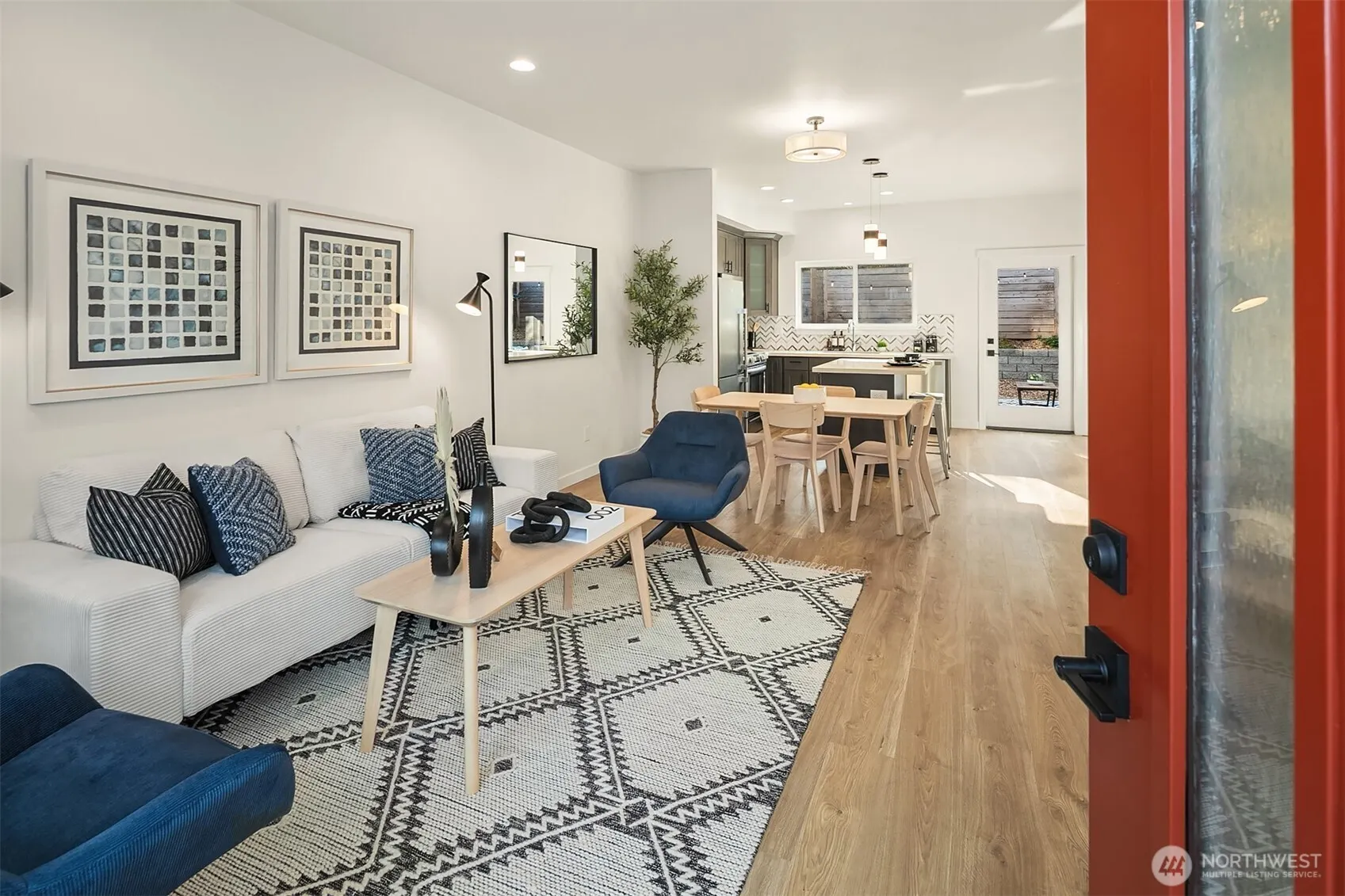 13707 B 1st Avenue NE, Seattle, WA 98125