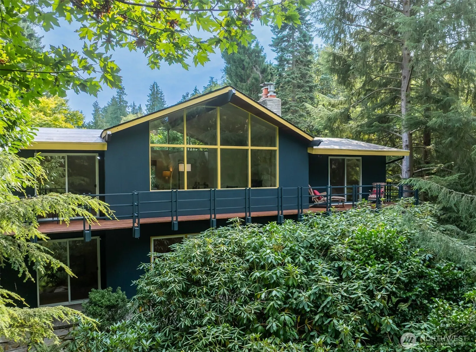 8751 29th Avenue NW, Seattle, WA 98117