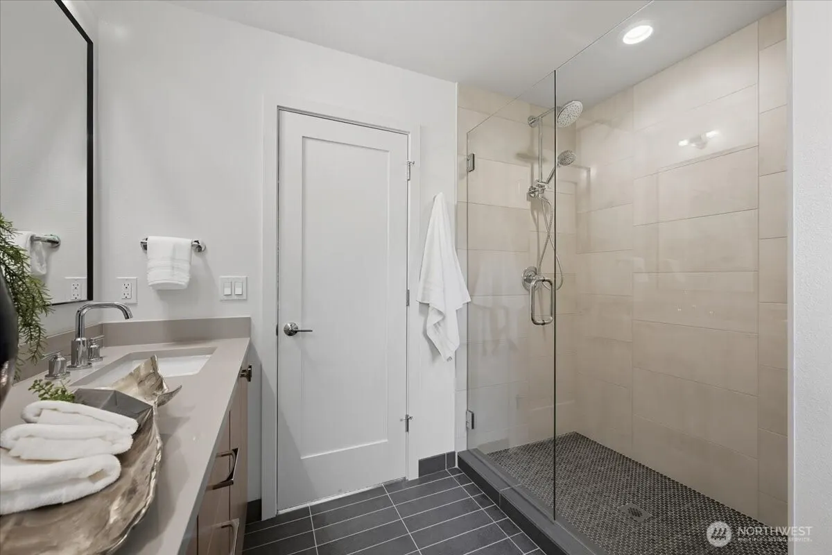 13047 39th Avenue NE #A, Seattle, WA 98125