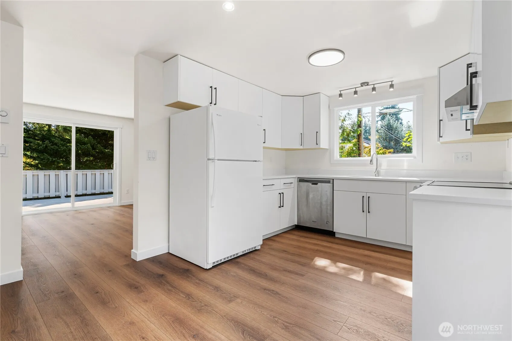 10542 SE 16th Street #A, Bellevue, WA 98004