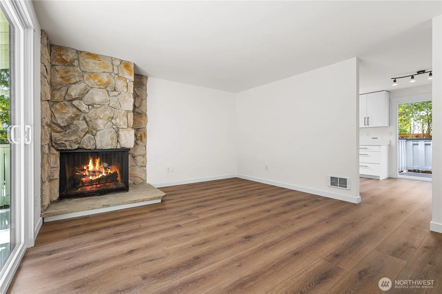 10542 SE 16th Street #A, Bellevue, WA 98004