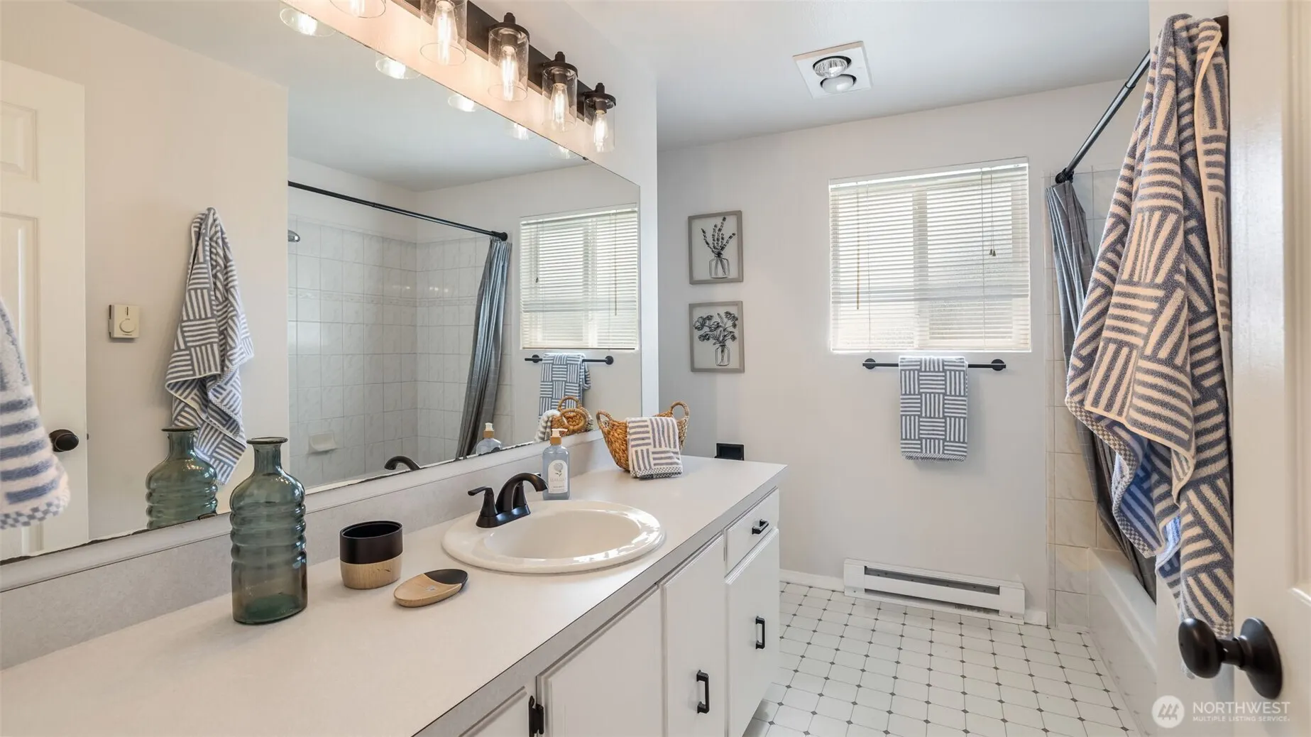 4313 NE 20th Street , Renton, WA 98059