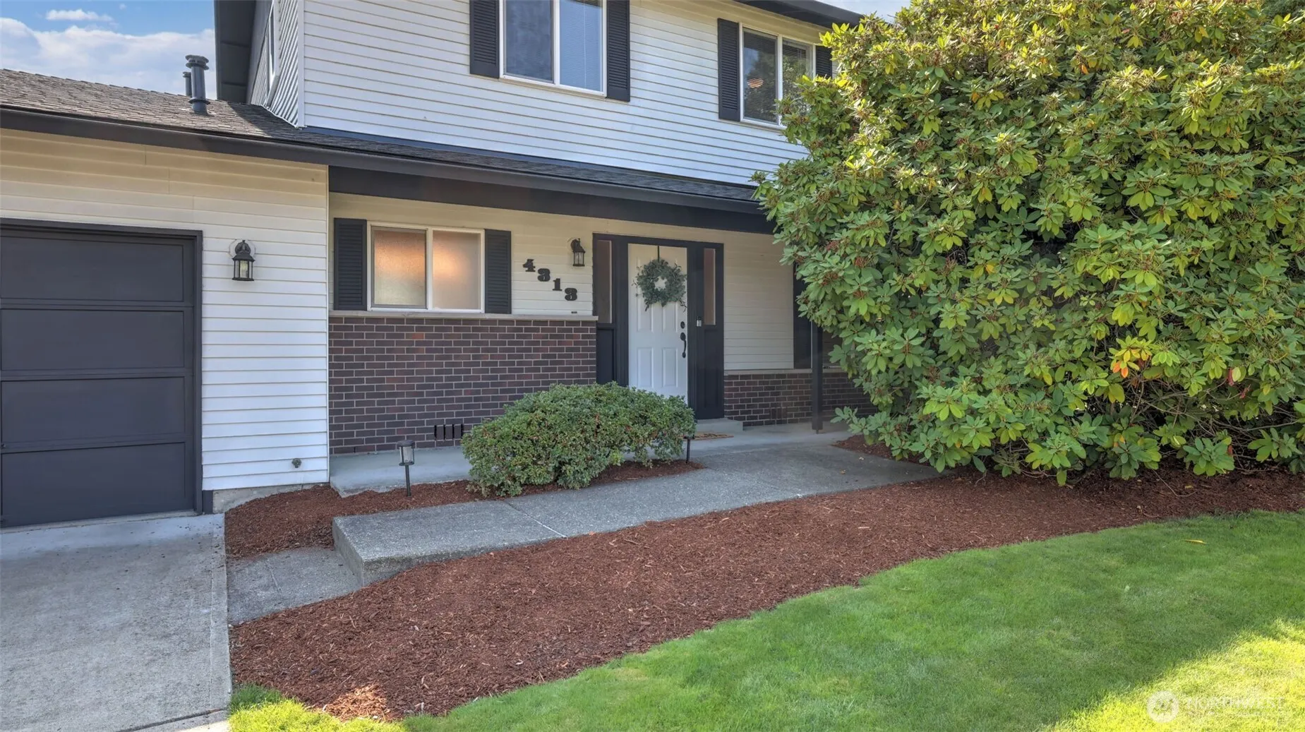 4313 NE 20th Street , Renton, WA 98059