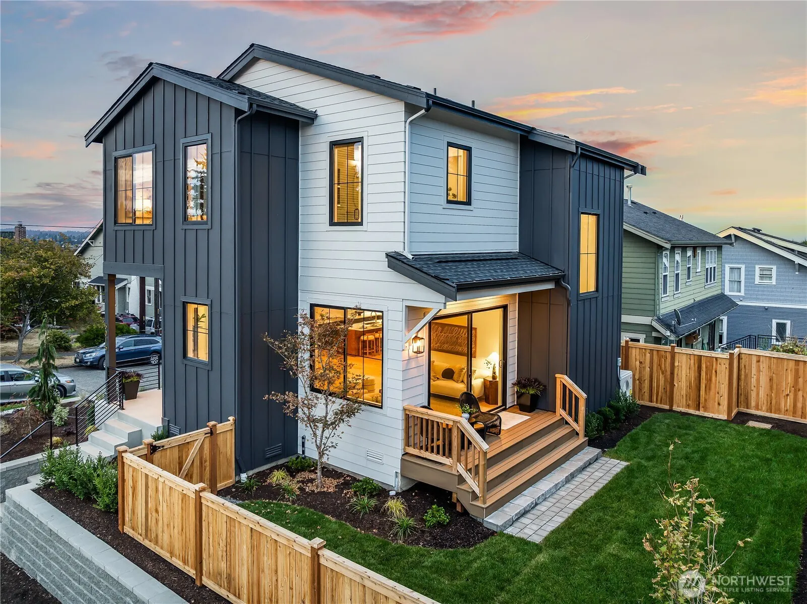 6016 Evanston Avenue N, Seattle, WA 98103