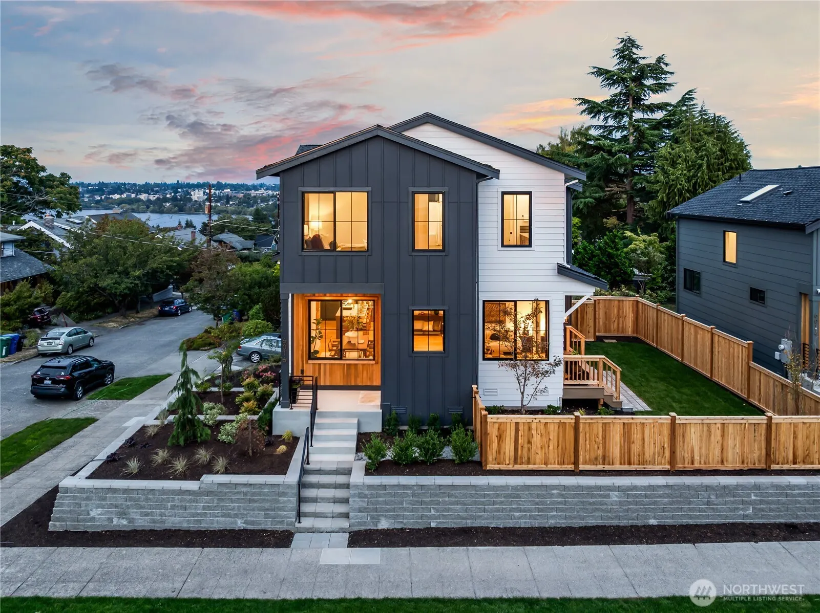 6016 Evanston Avenue N, Seattle, WA 98103