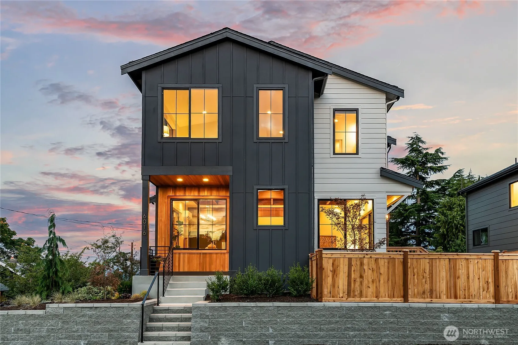 6016 Evanston Avenue N, Seattle, WA 98103