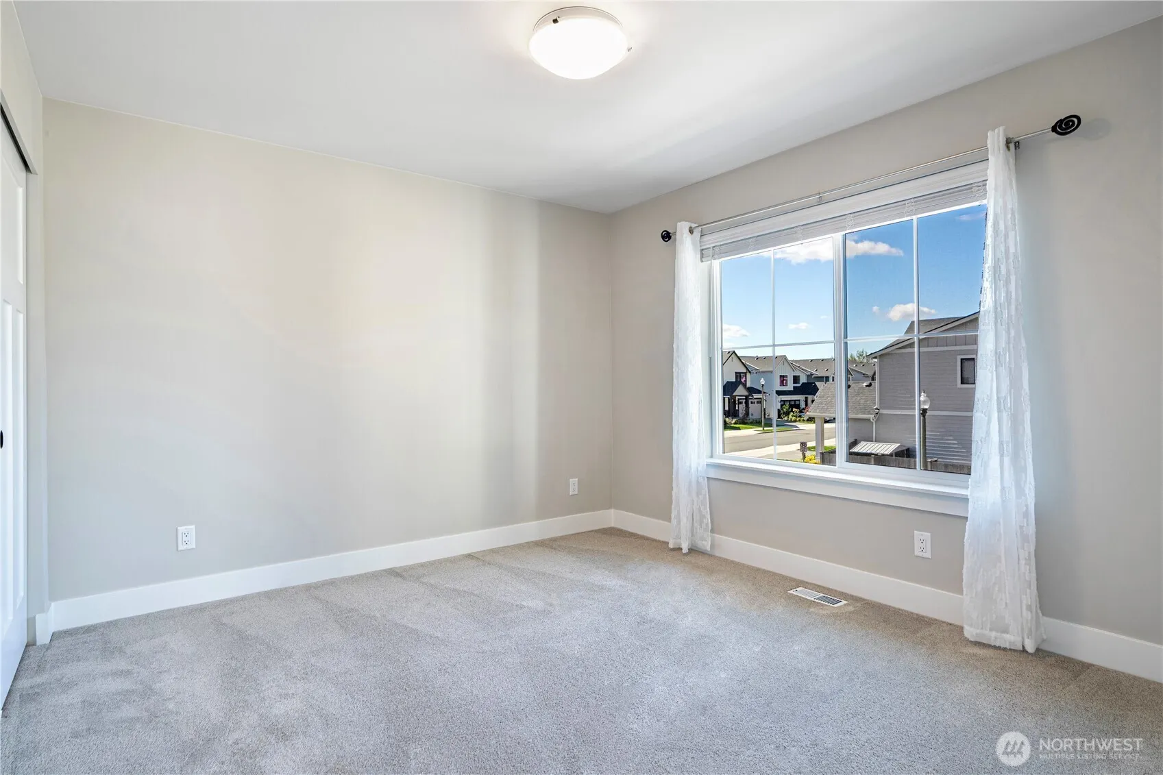 28414 145th Avenue SE, Kent, WA 98042