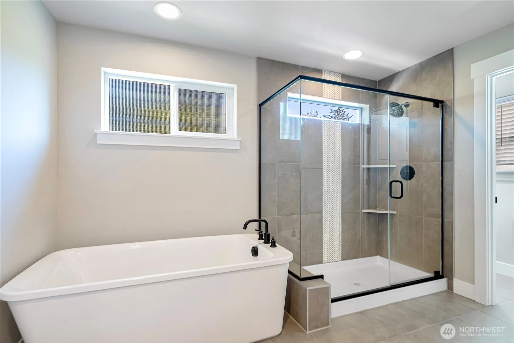 28414 145th Avenue SE, Kent, WA 98042