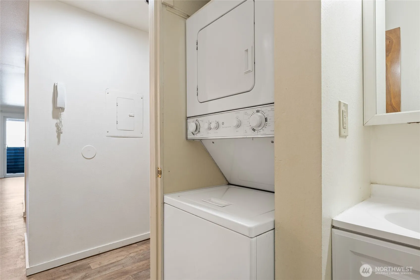 10732 Stone Avenue N #4, Seattle, WA 98133