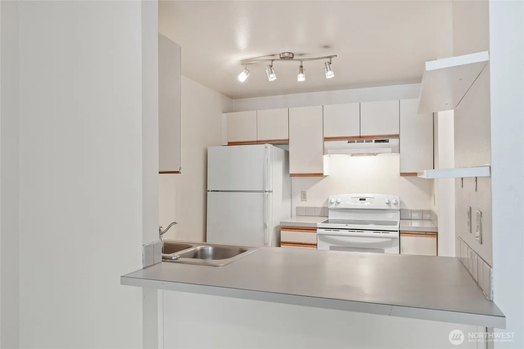 10732 Stone Avenue N #4, Seattle, WA 98133