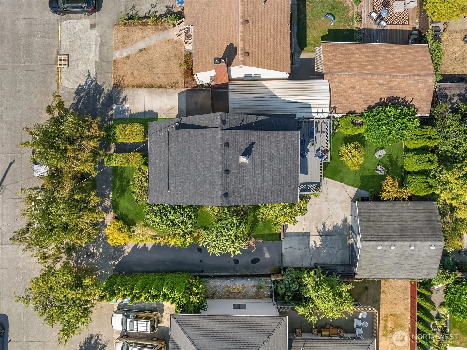 3220 Belvidere Avenue SW, Seattle, WA 98126