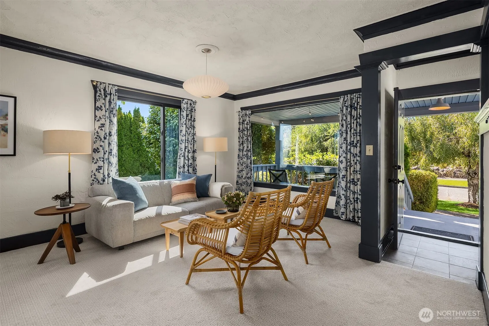 3220 Belvidere Avenue SW, Seattle, WA 98126