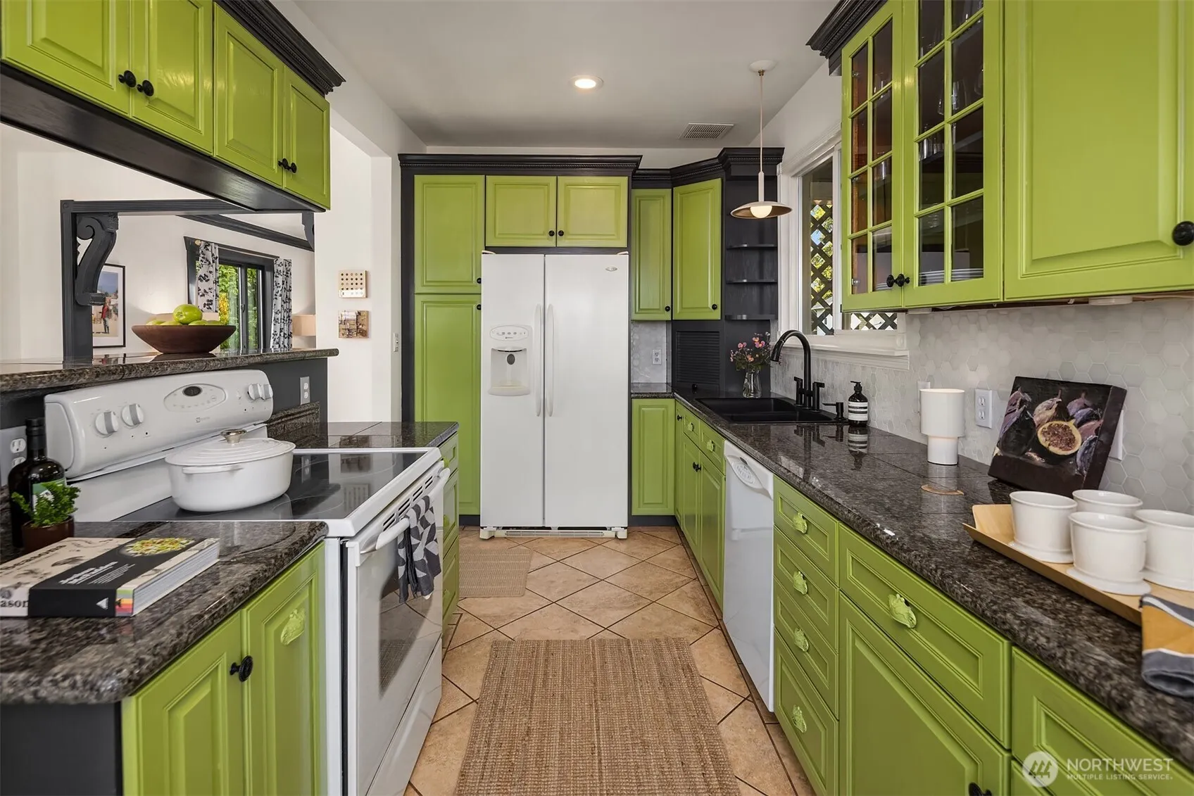 3220 Belvidere Avenue SW, Seattle, WA 98126