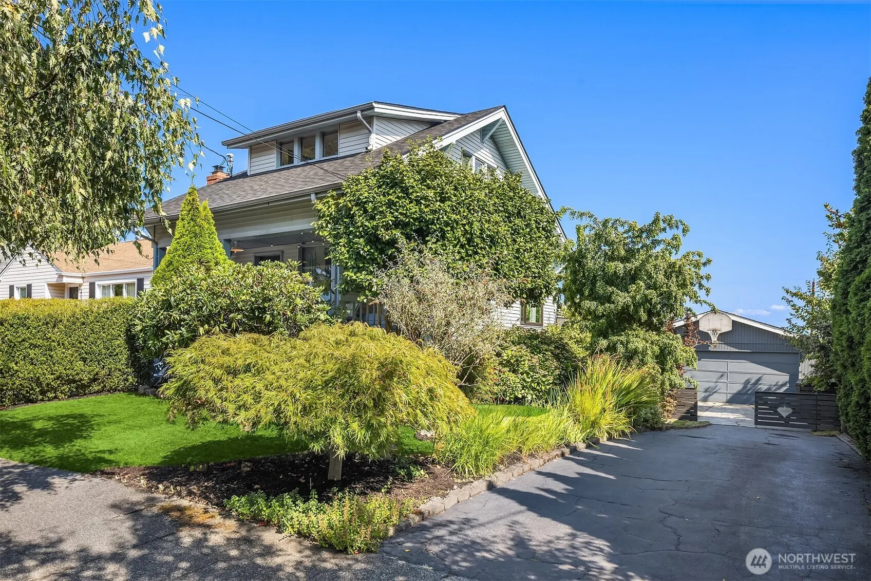 3220 Belvidere Avenue SW, Seattle, WA 98126