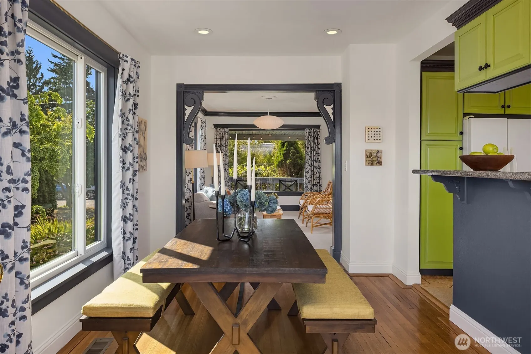 3220 Belvidere Avenue SW, Seattle, WA 98126