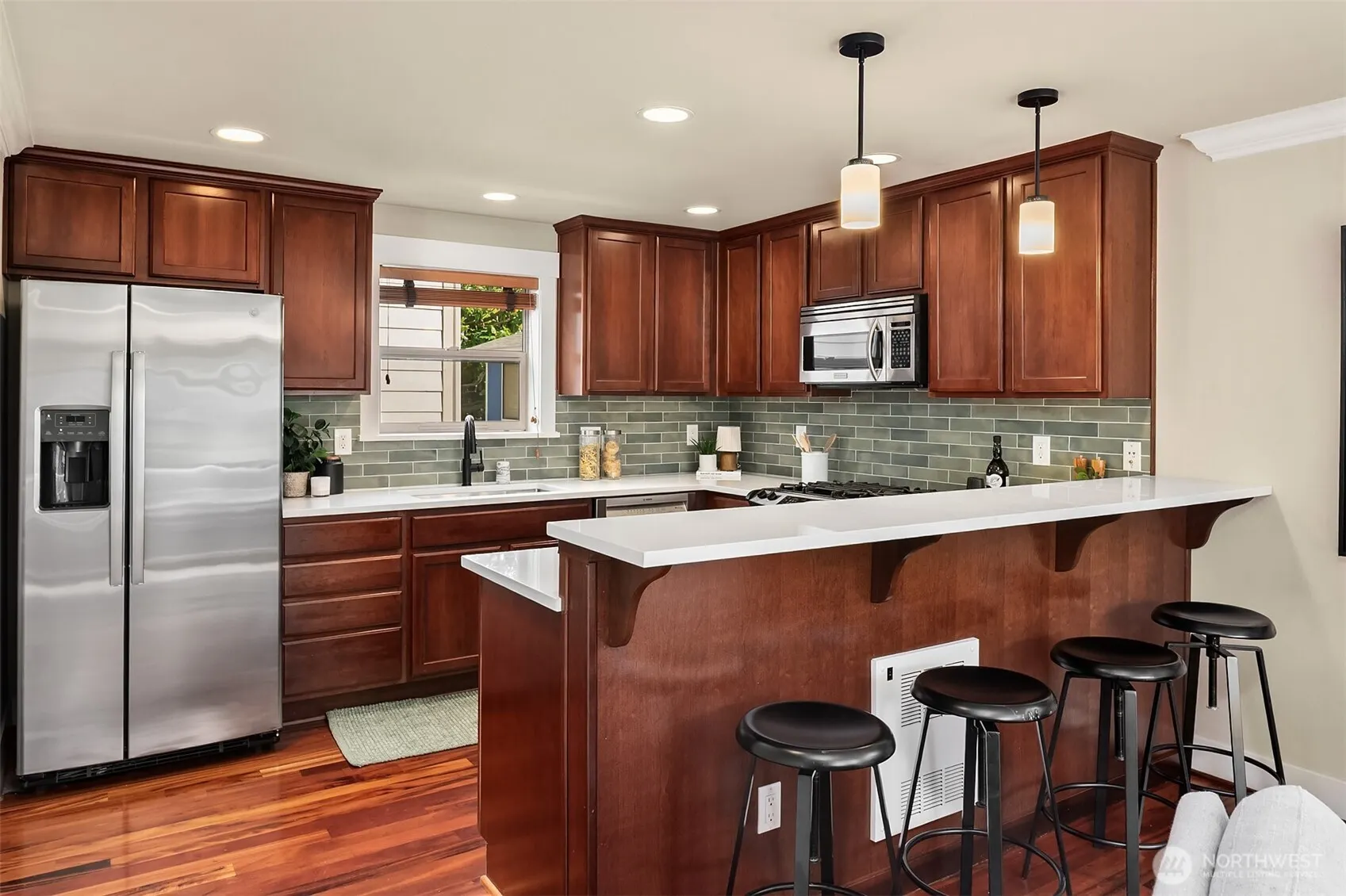 2038 NW 63rd Street , Seattle, WA 98107