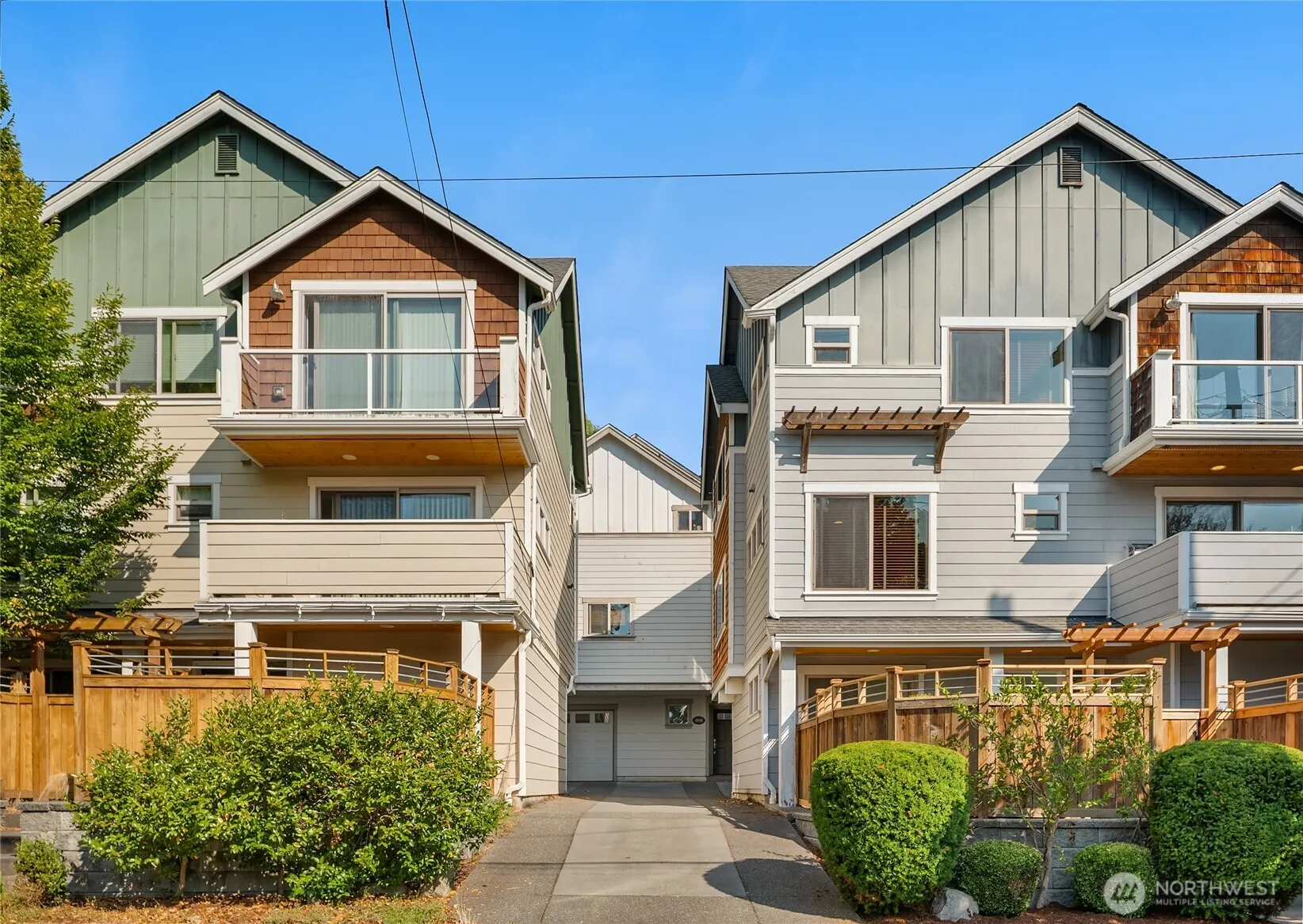 2038 NW 63rd Street , Seattle, WA 98107