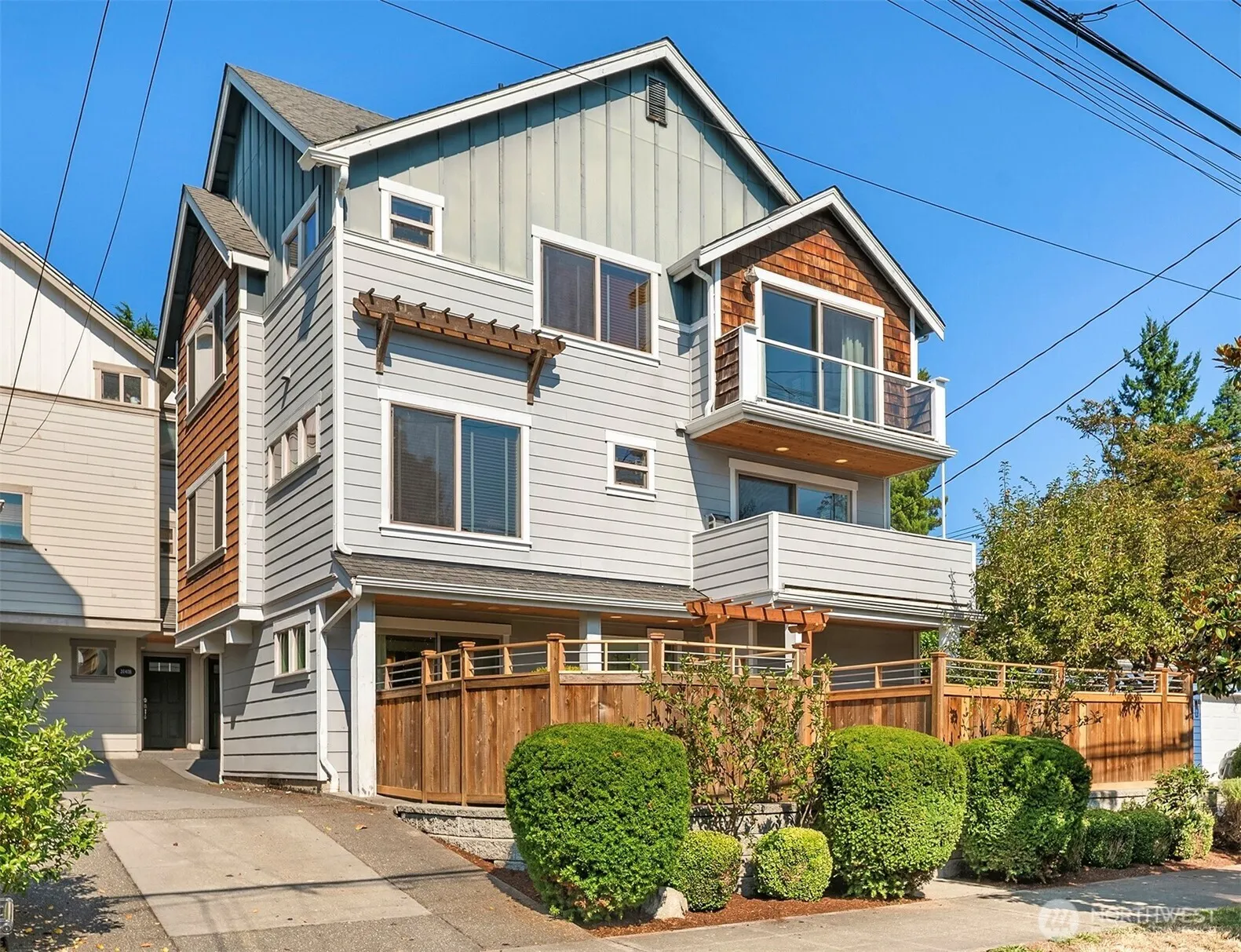 2038 NW 63rd Street , Seattle, WA 98107
