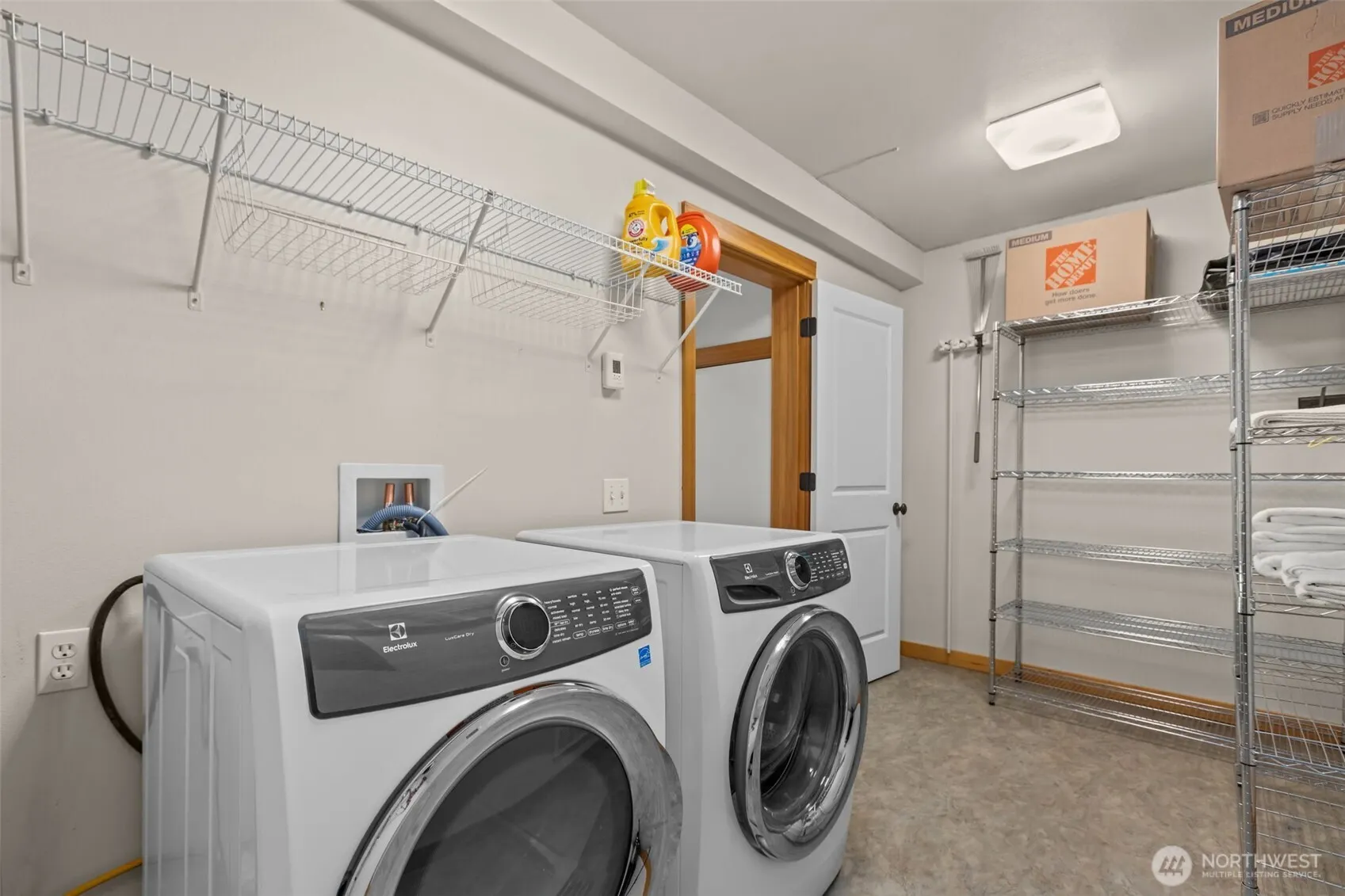 1939 19th Avenue W #B, Seattle, WA 98119