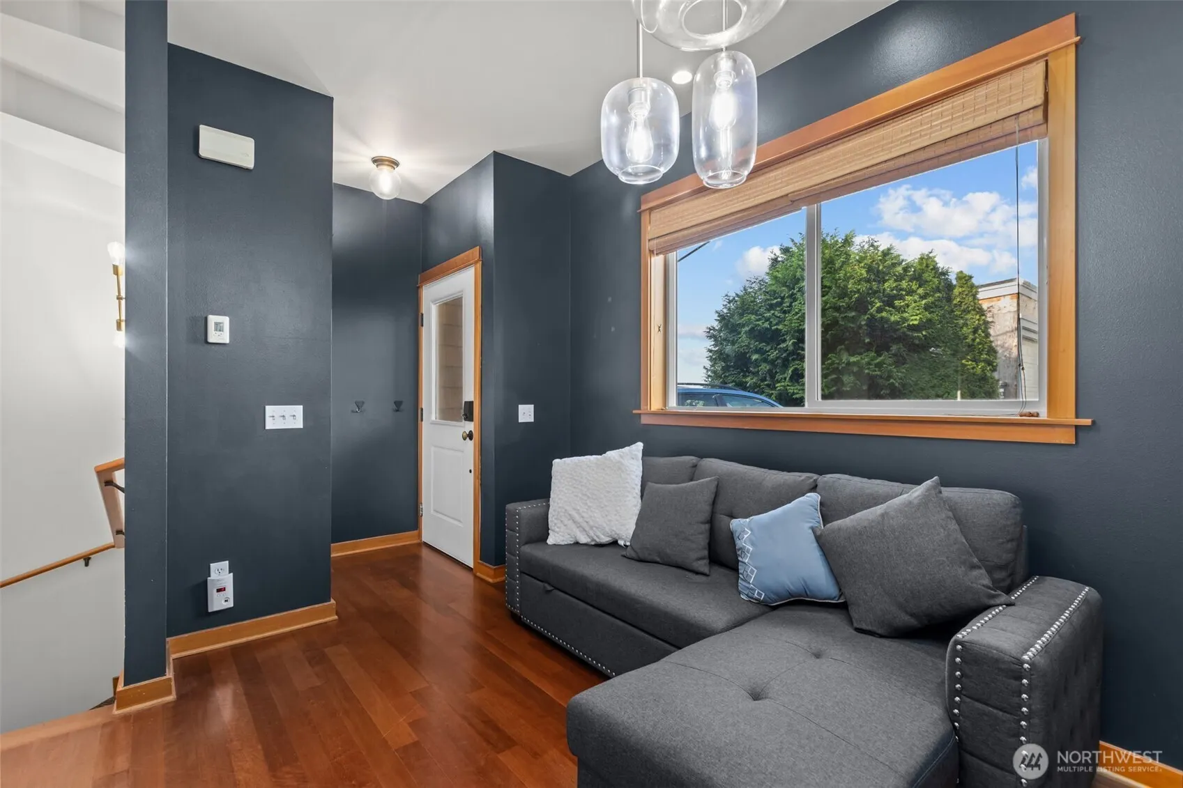 1939 19th Avenue W #B, Seattle, WA 98119