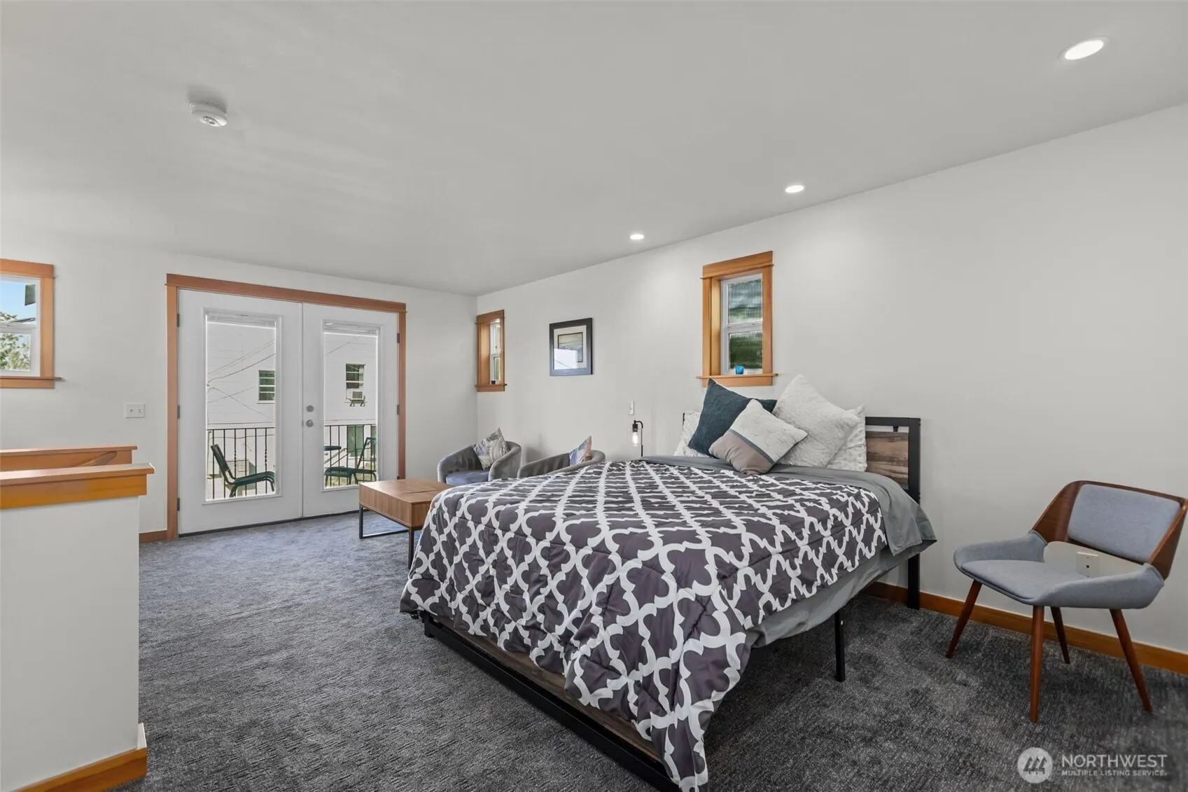 1939 19th Avenue W #B, Seattle, WA 98119