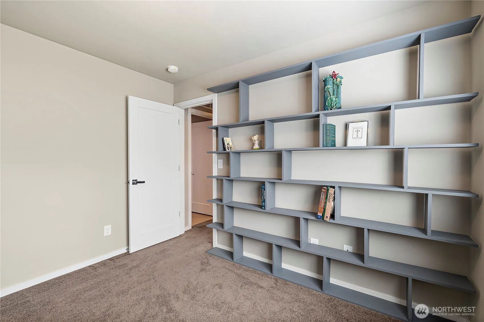 16910 40th Avenue SE, Bothell, WA 98012