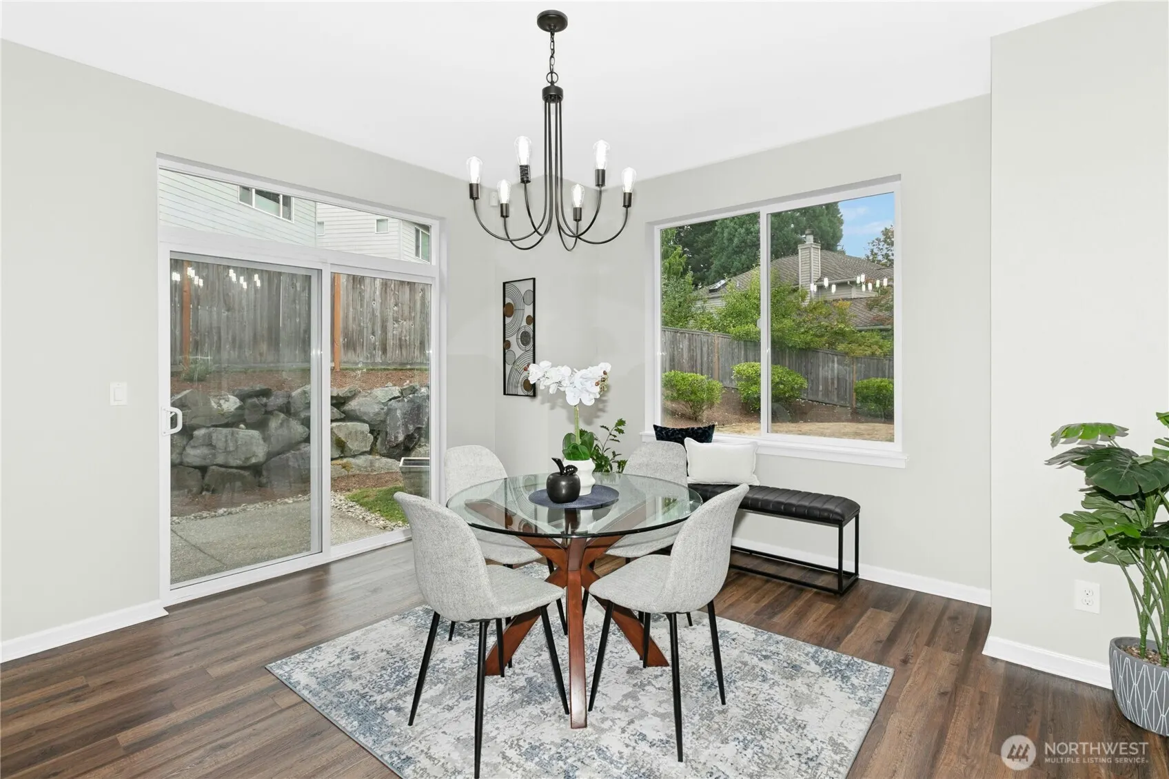 24690 SE 46th Terrace , Issaquah, WA 98029