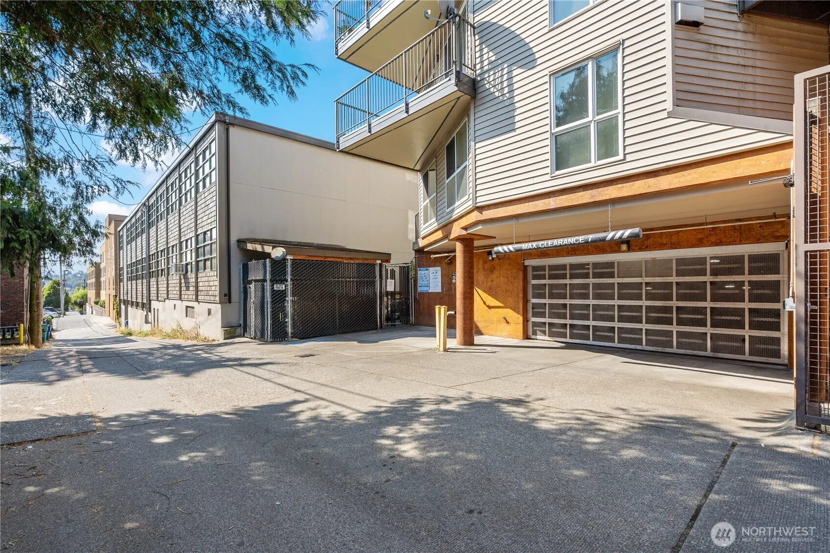 4020 Aurora Avenue N #302, Seattle, WA 98103