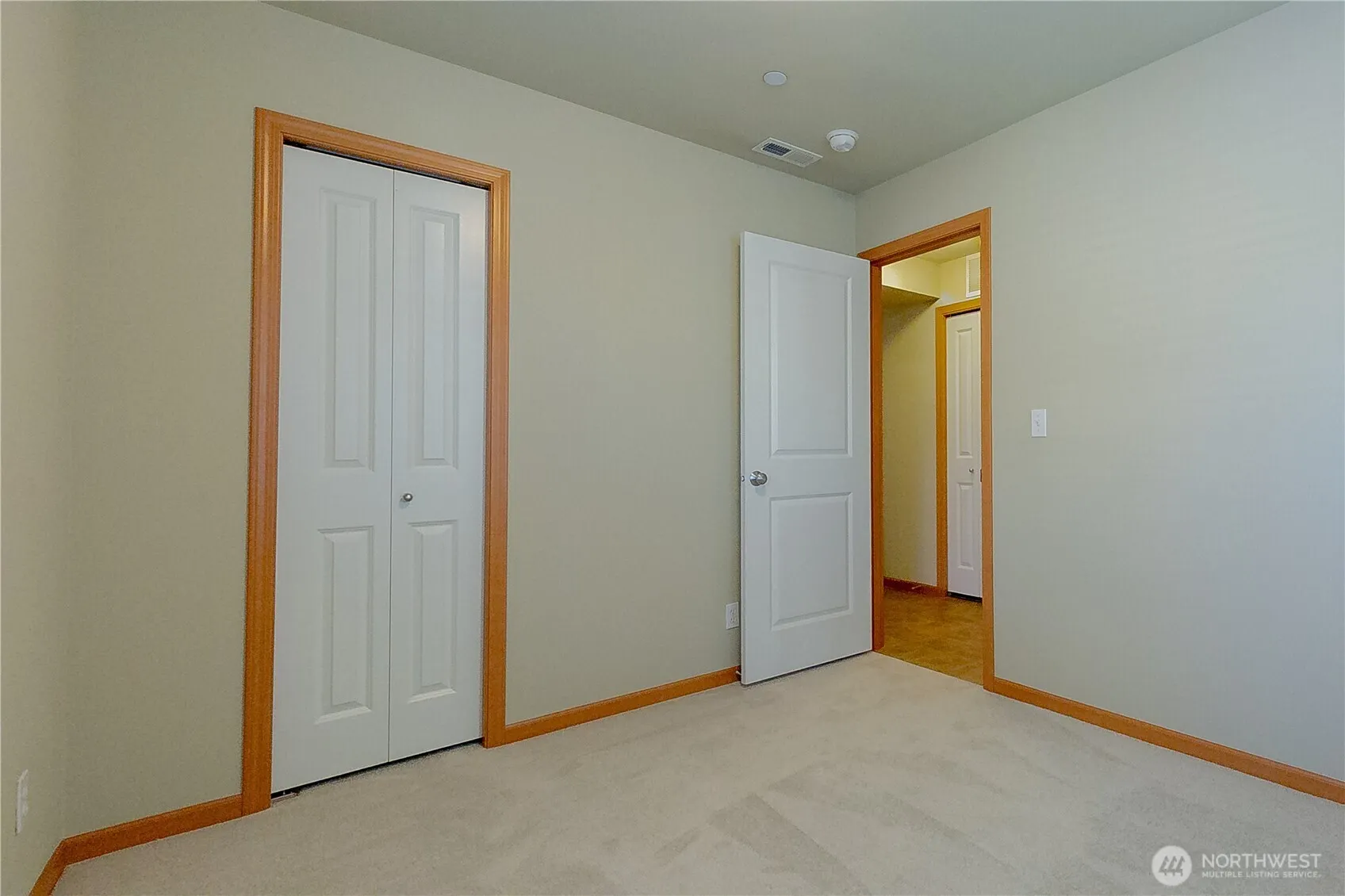 841 5th Place NE, Issaquah, WA 98029